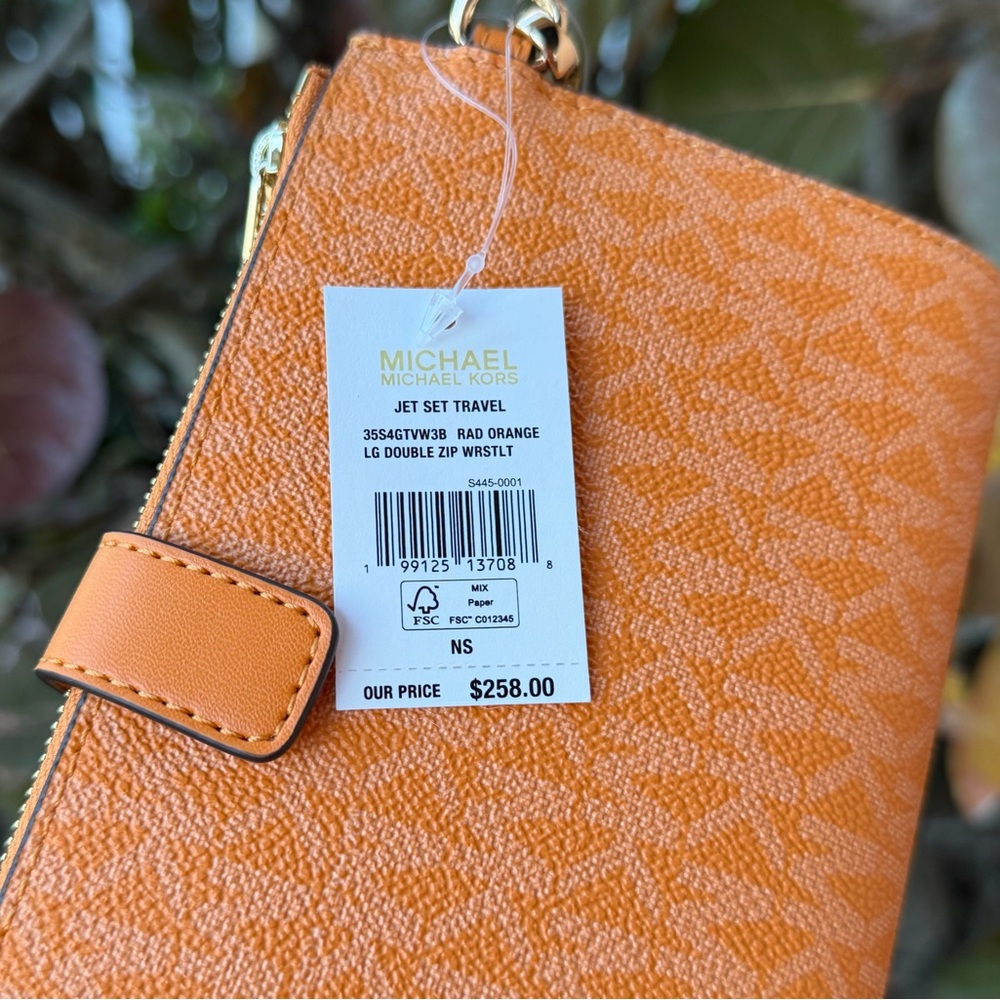 Michael Kors Jet Set Travel Double Zip Large Phone Wristlet MK Rad Orange Multi - Picture 10 of 12